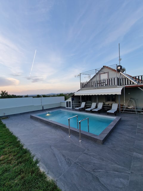 Dimosthenis House, private pool & sauna