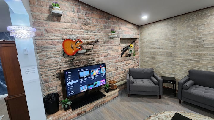 Entire Home (Private  Pool), Event Friendly - Beacon, NY
