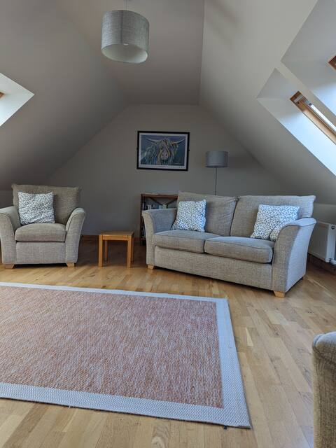 Top performing Airbnb: Rowan Lodge, Cill Mhoire Lodges in Kilninian And Kilmore