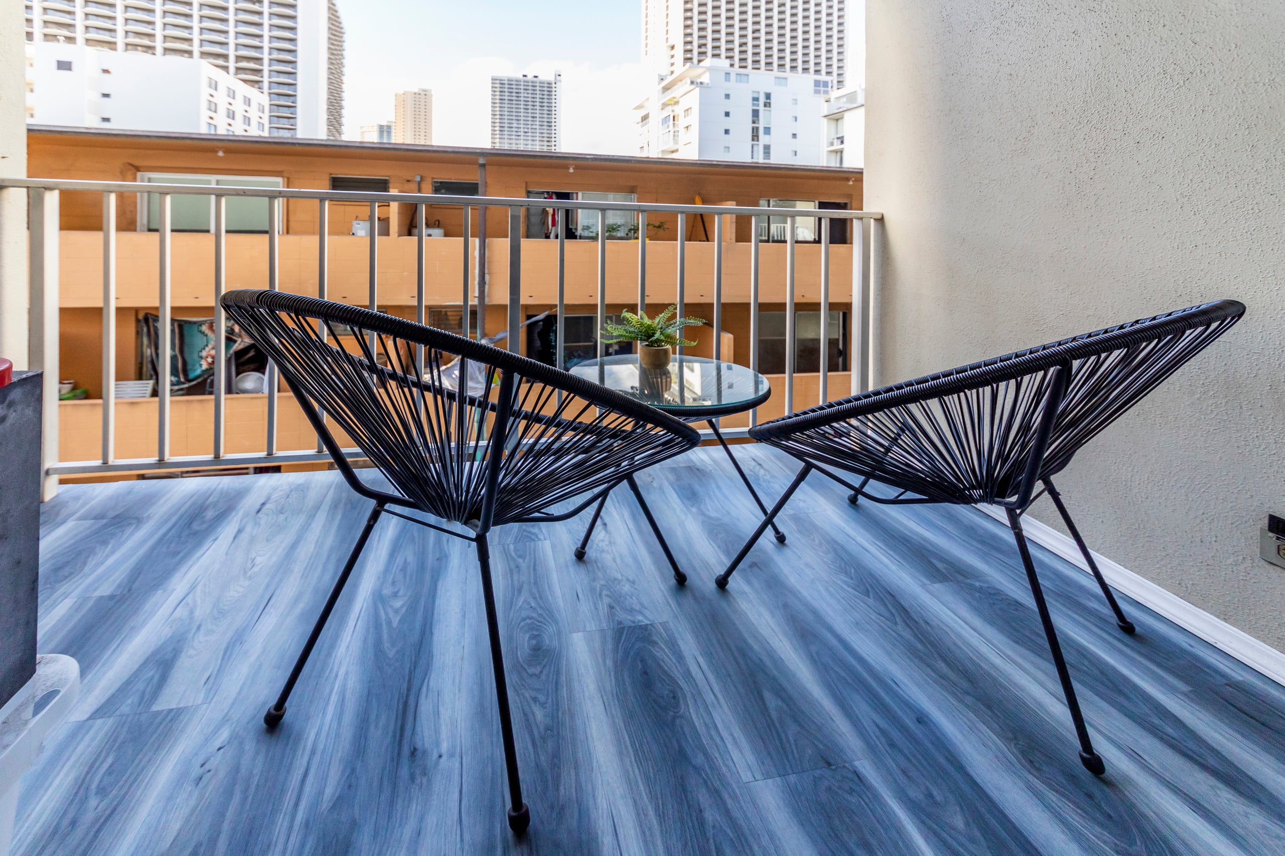 Condo in Honolulu · ★4.5 · Studio · 2 beds · 1 private bath - Image 18