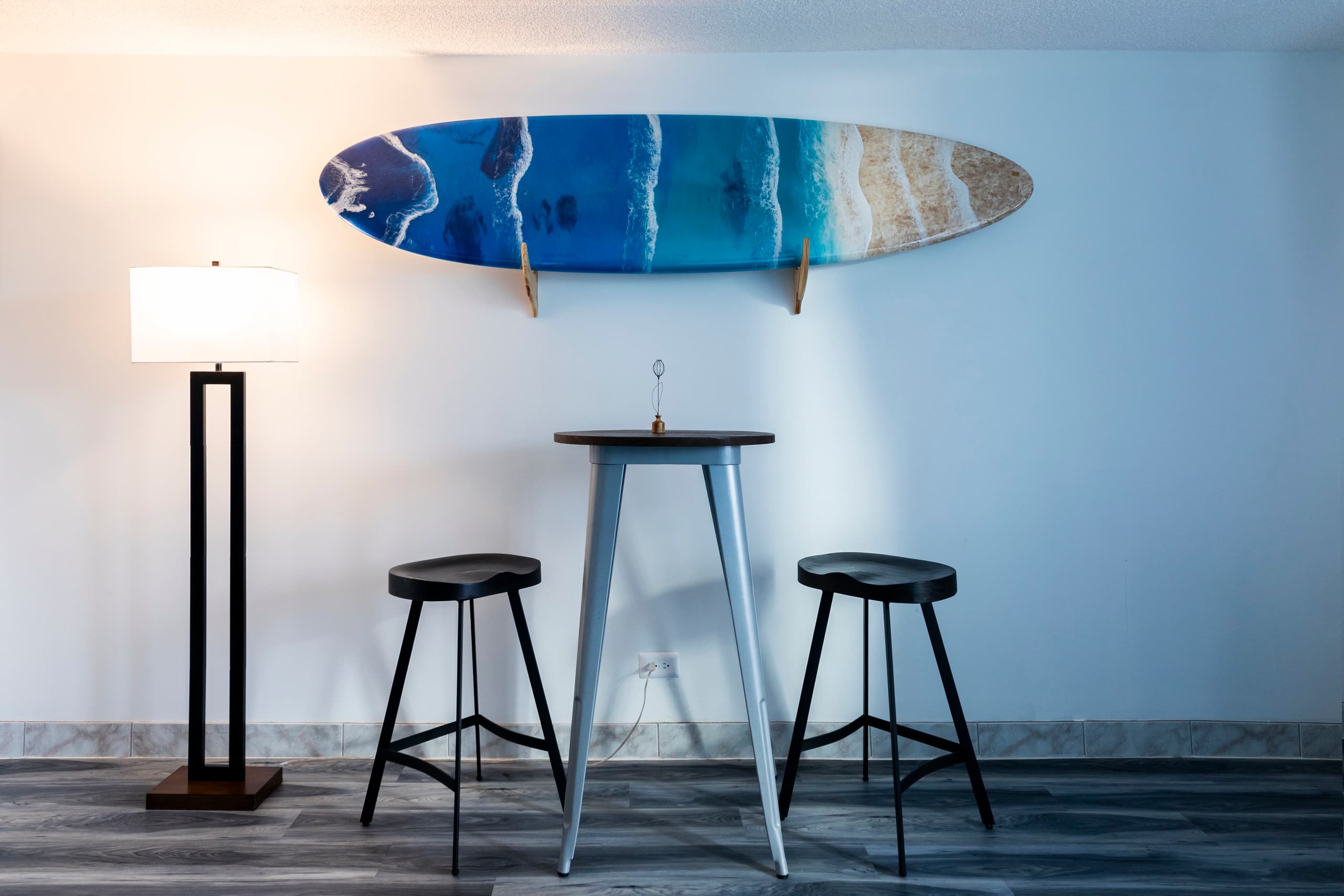 Condo in Honolulu · ★4.5 · Studio · 2 beds · 1 private bath - Image 2