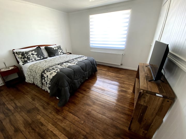 ชิ้นหลักพร้อมเตียง 2 ที่นั่ง