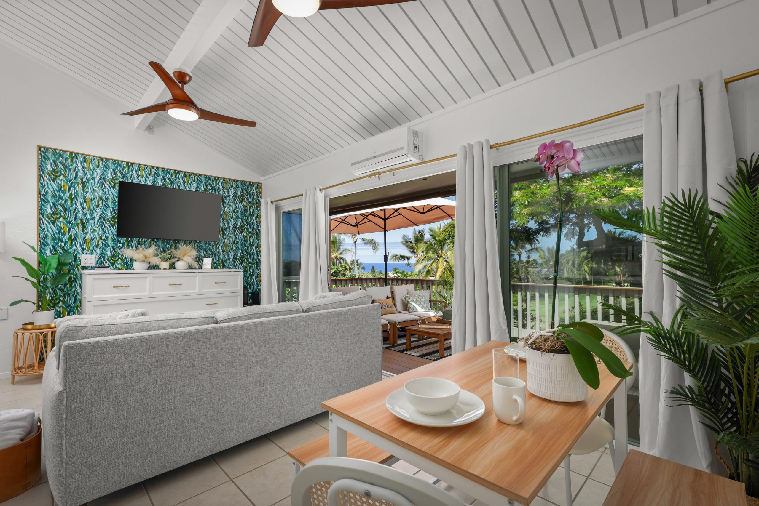 Condo in Kailua-Kona · ★4.98 · 1 bedroom · 2 beds · 1 bath - Image 7