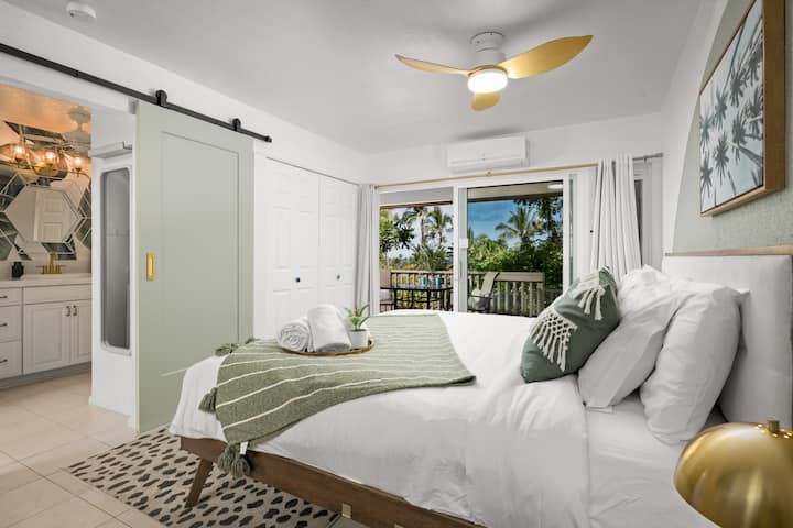 "The king bed was very comfortable. Fabulous place."- Janice, Canada