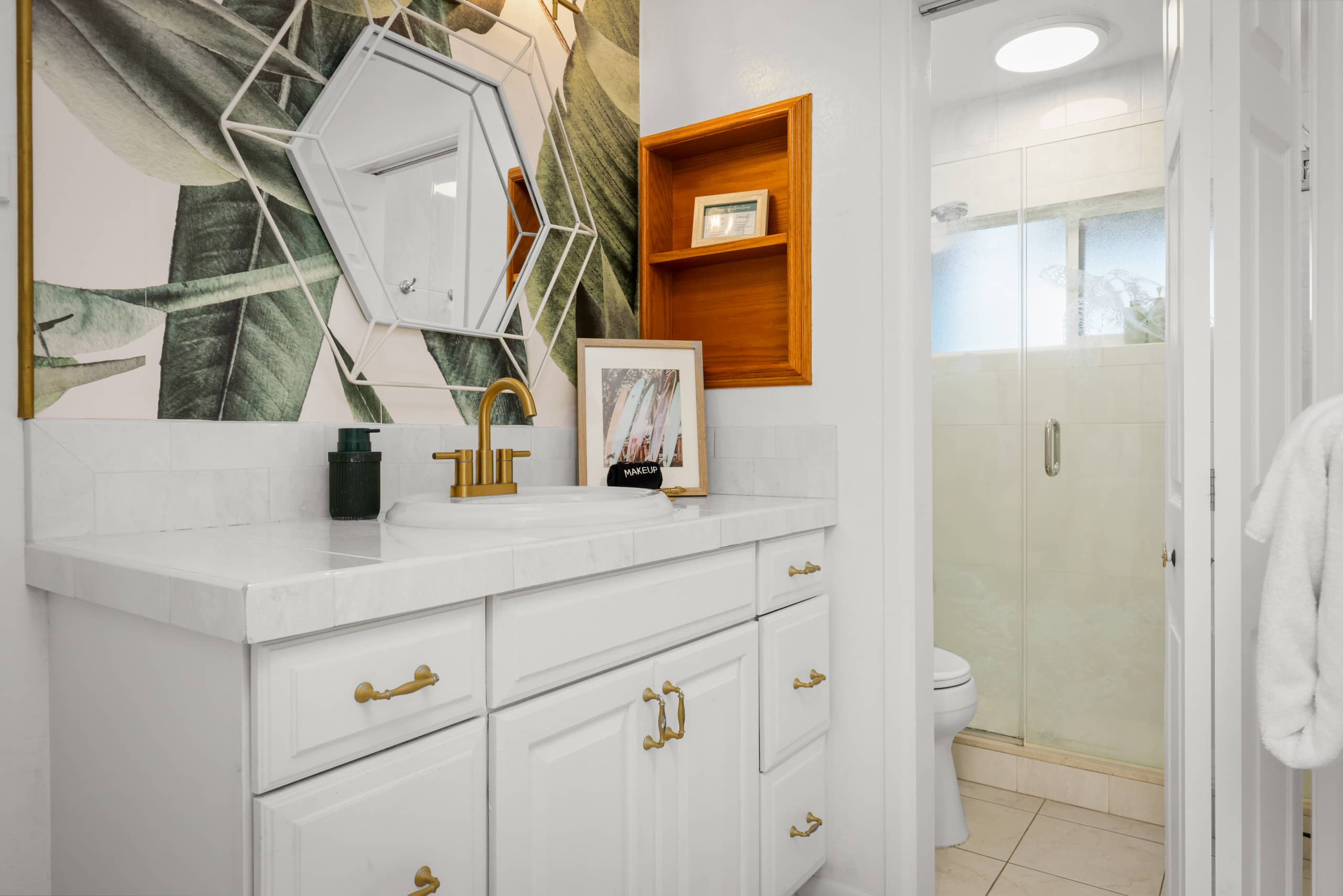 Condo in Kailua-Kona · ★4.98 · 1 bedroom · 2 beds · 1 bath - Image 18