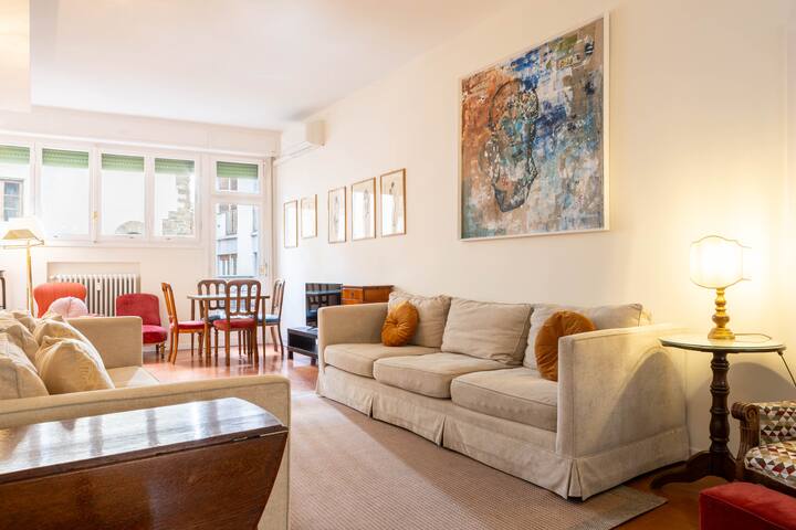 Pitti Deluxe Apartment