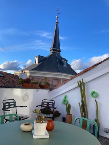 Penhouse with Lovely Terrace gallery image 4