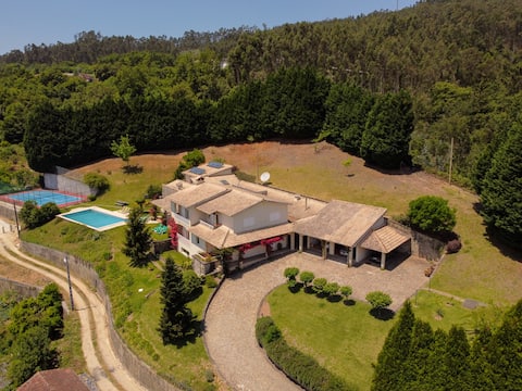 Quinta do Souto - Poolhouse with Tennis Court