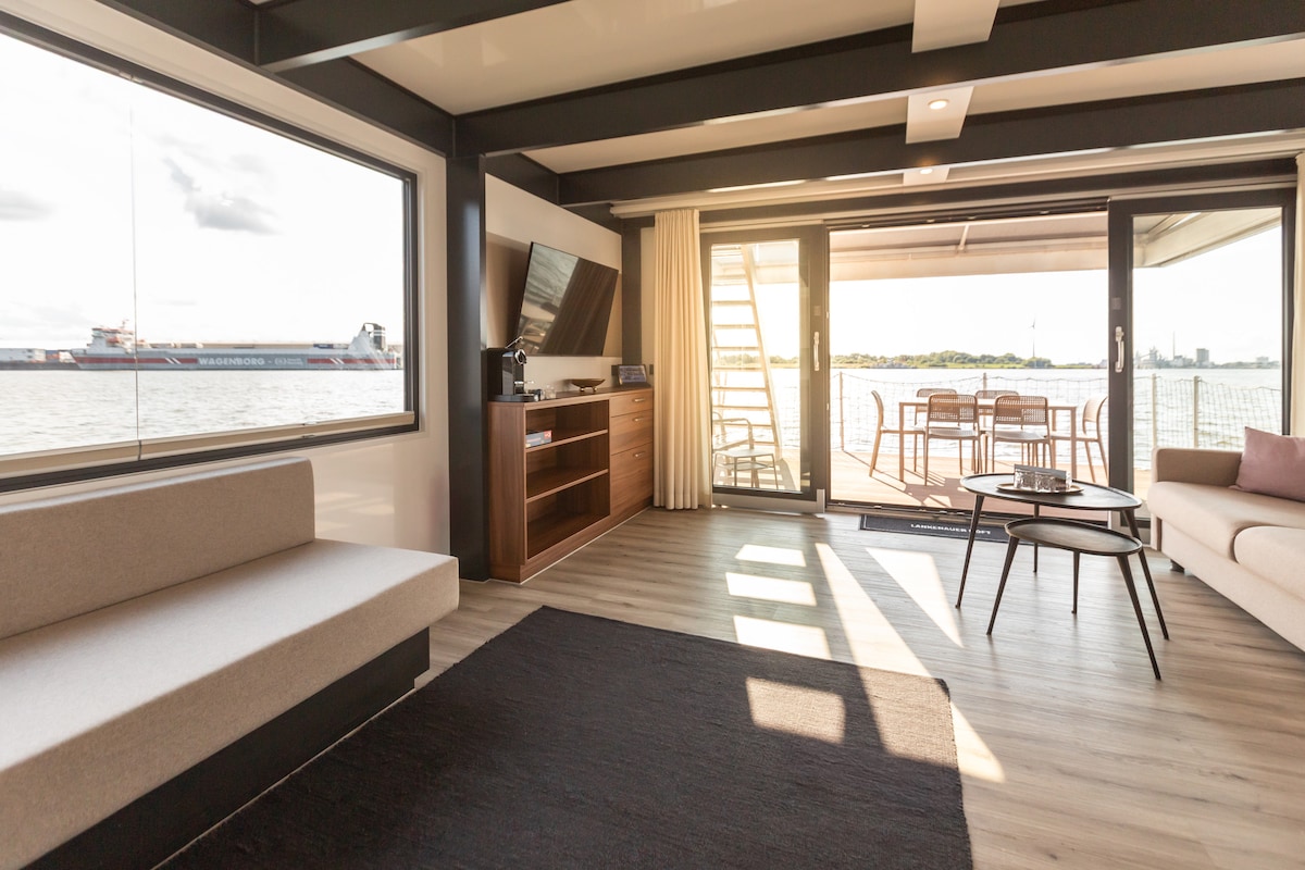 მისაღები ოთახი