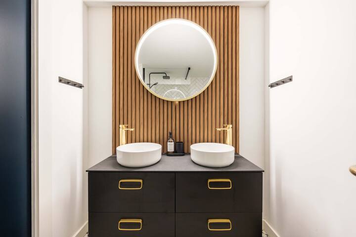 Leith Hospital – A Boutique Family Airbnb in Leith gallery image 5