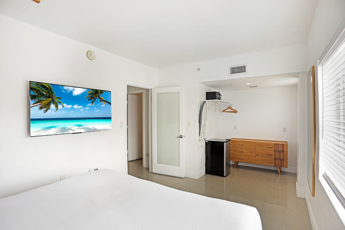 Belleza South Beach