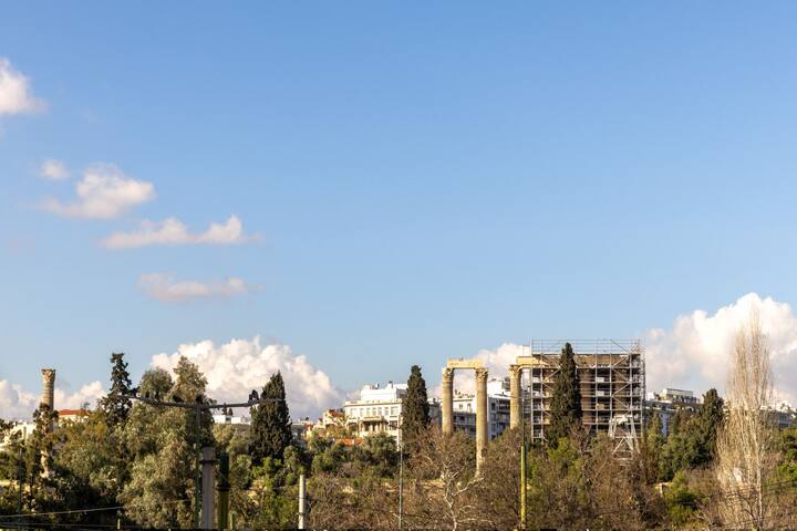 Home of Petros gallery image 5