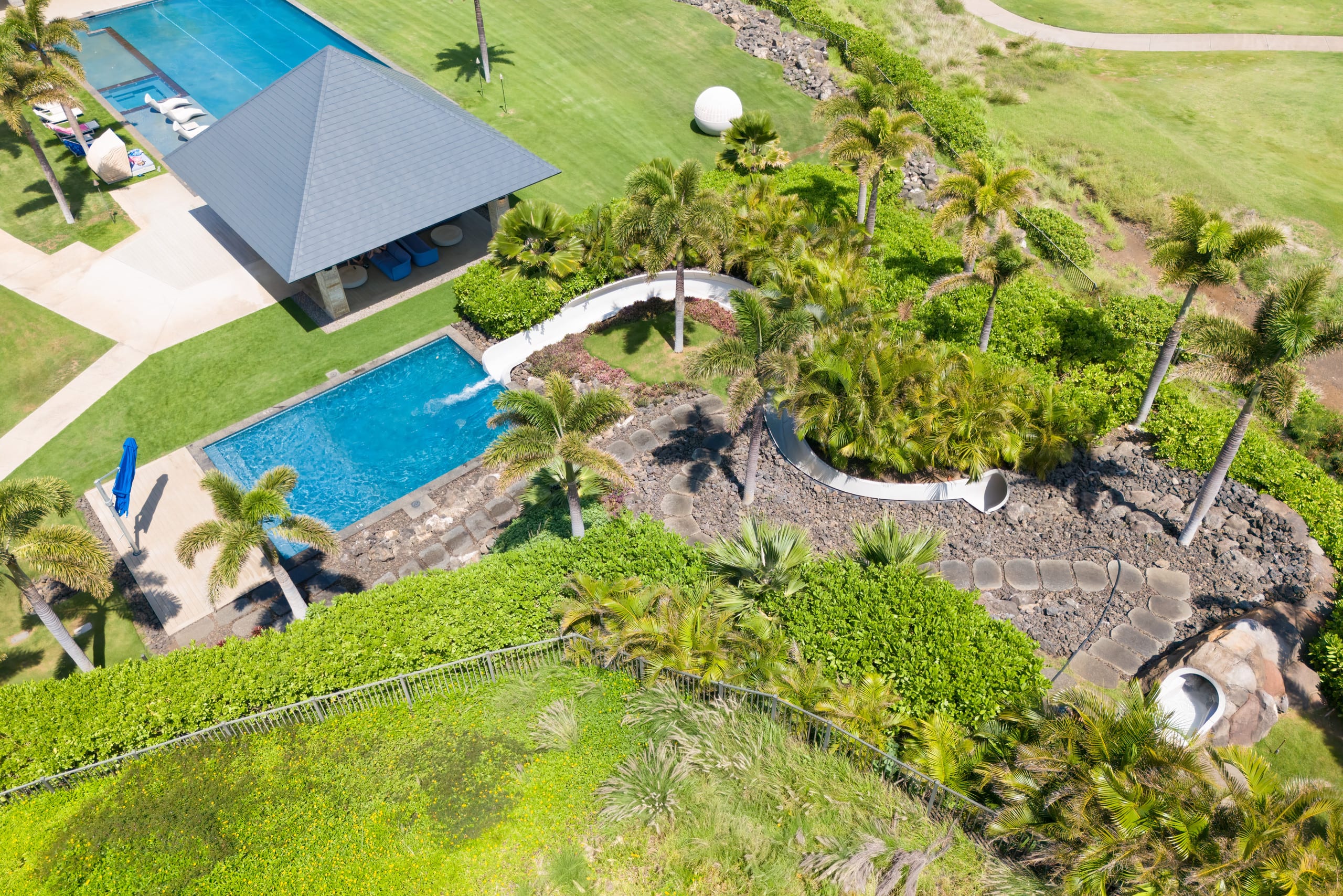 Home in Waimea · ★5.0 · 4 bedrooms · 7 beds · 4.5 baths - Image 24