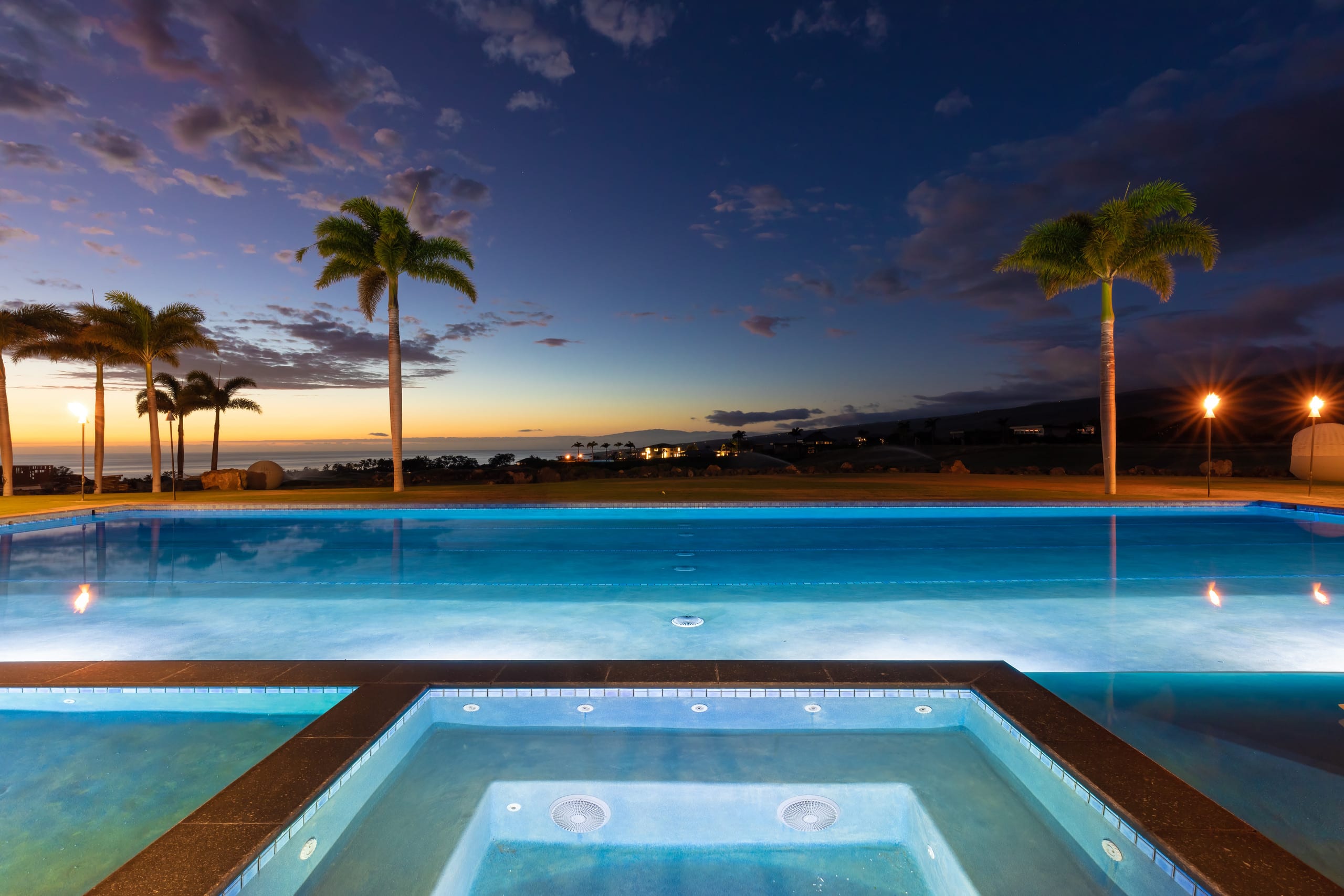 Home in Waimea · ★5.0 · 4 bedrooms · 7 beds · 4.5 baths - Image 87