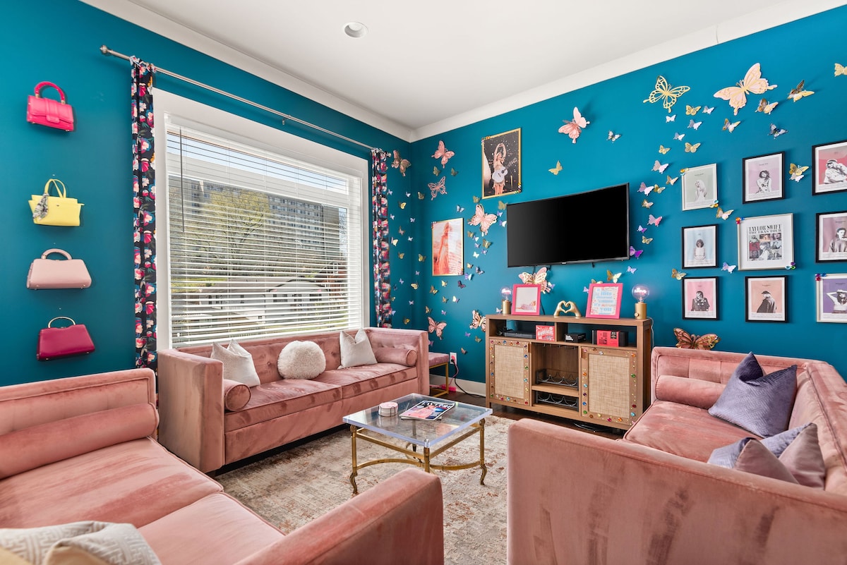 Top performing Airbnb: The Taylor Nash ~ 5 min to Broadway/4 min to Gulch in Green Hills Midtown