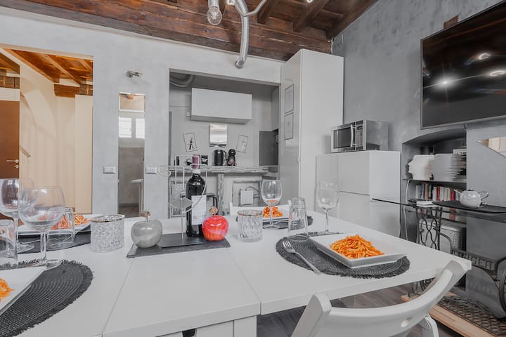 Urban Neri Uffizi Apartment - Italy