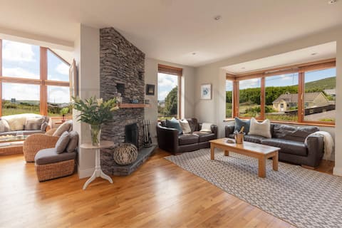Popular Airbnb listing: Mountain Stream -refreshing country escape! in Corca Dhuibhne