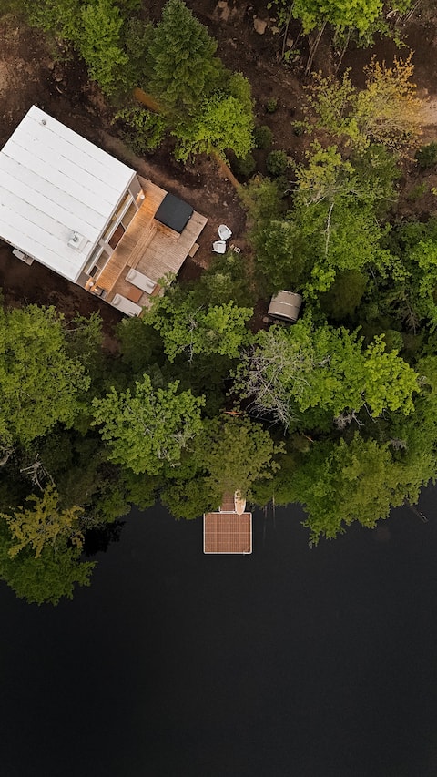 Hemera - Luxurious Lakefront Refuge