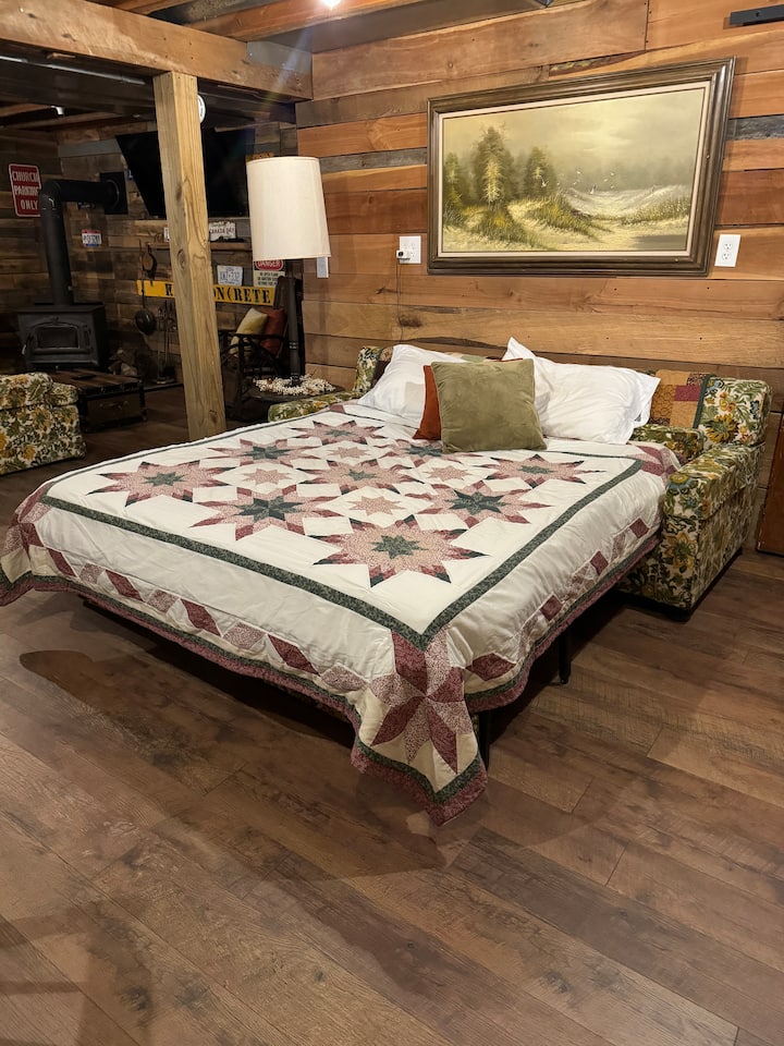 Comfy pull-out style sofa bed!