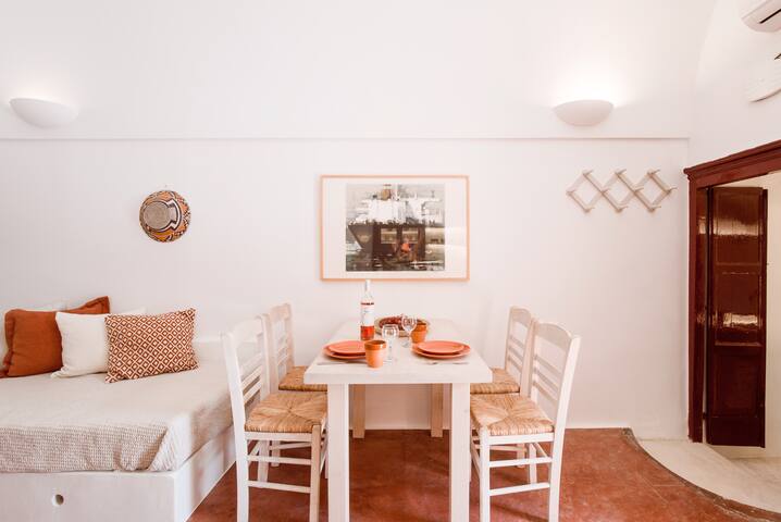 Terracotta Cave House gallery image 5