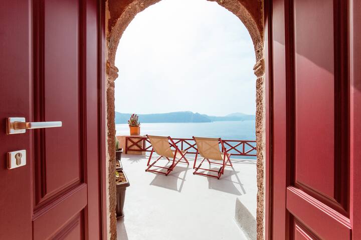 Terracotta Cave House gallery image 2