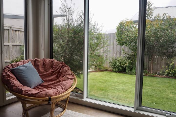 Family and Pet Friendly Home gallery image 4