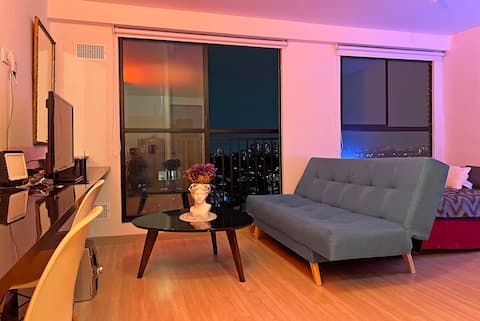 Popular Airbnb listing: Penthouse BEST View of Bogotá Mountains + Skyline in Suba