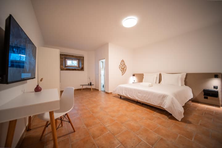 საძინებელი 2