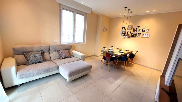 Appartamento Moderno Con Tre Camere E Due Bagni - Luino
