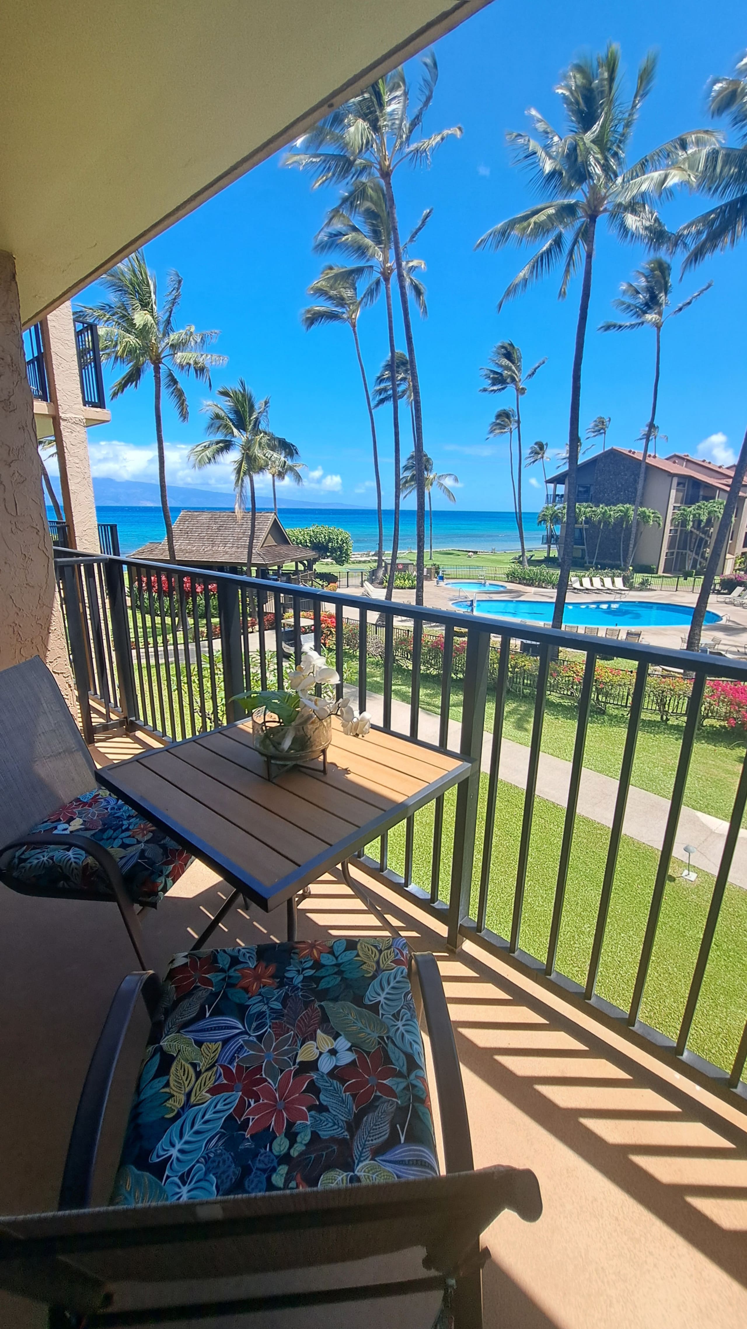Condo in Lahaina · ★4.99 · 1 bedroom · 2 beds · 1 bath - Image 19