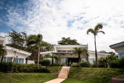 NEW! 3br home: relax, swim, surf at Avellanas