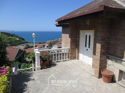 MyHouseSpain -Xivares, villa with ocean views