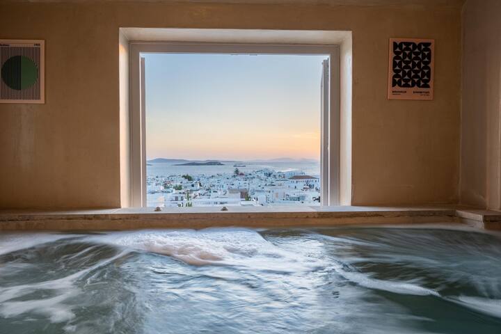 3 Bedroom Seaview Jacuzzi “Legends in Town” gallery image 5
