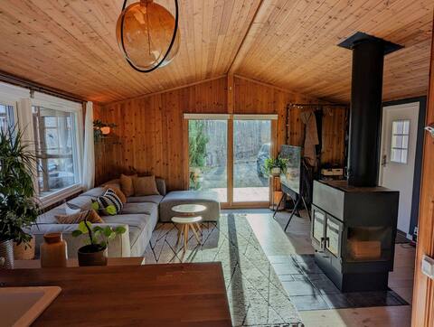 Top Airbnb: Charming pet-friendly forest retreat in Höör