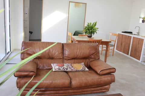 Airbnb performant: Between sea and forest - Wild beach within walking distance à Les Sables D'olonne