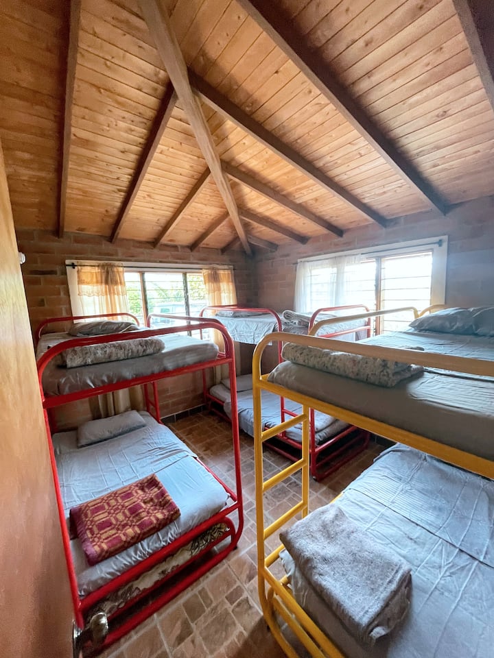 غرفة النوم 2