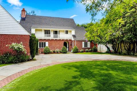 Stunning Mansion 5min walk to Rose Bowl