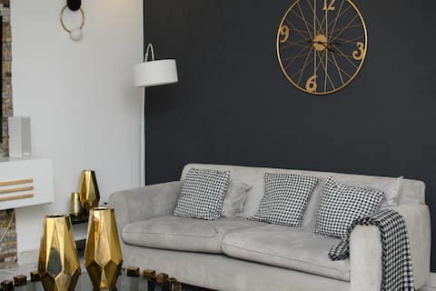 iYula TownHouse - Bespoke Comfort