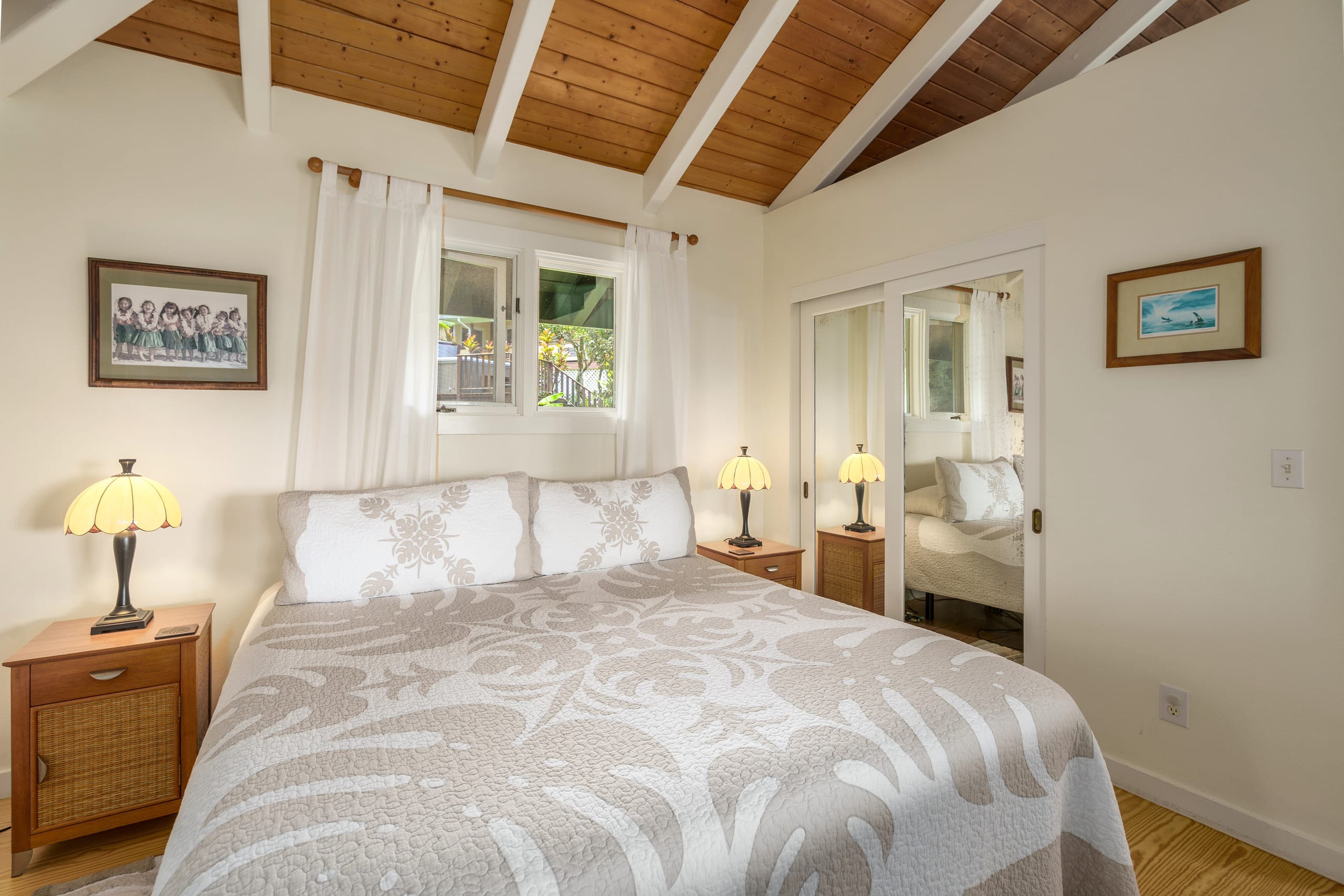 Maile Bungalow- County Licensed - Photo 15