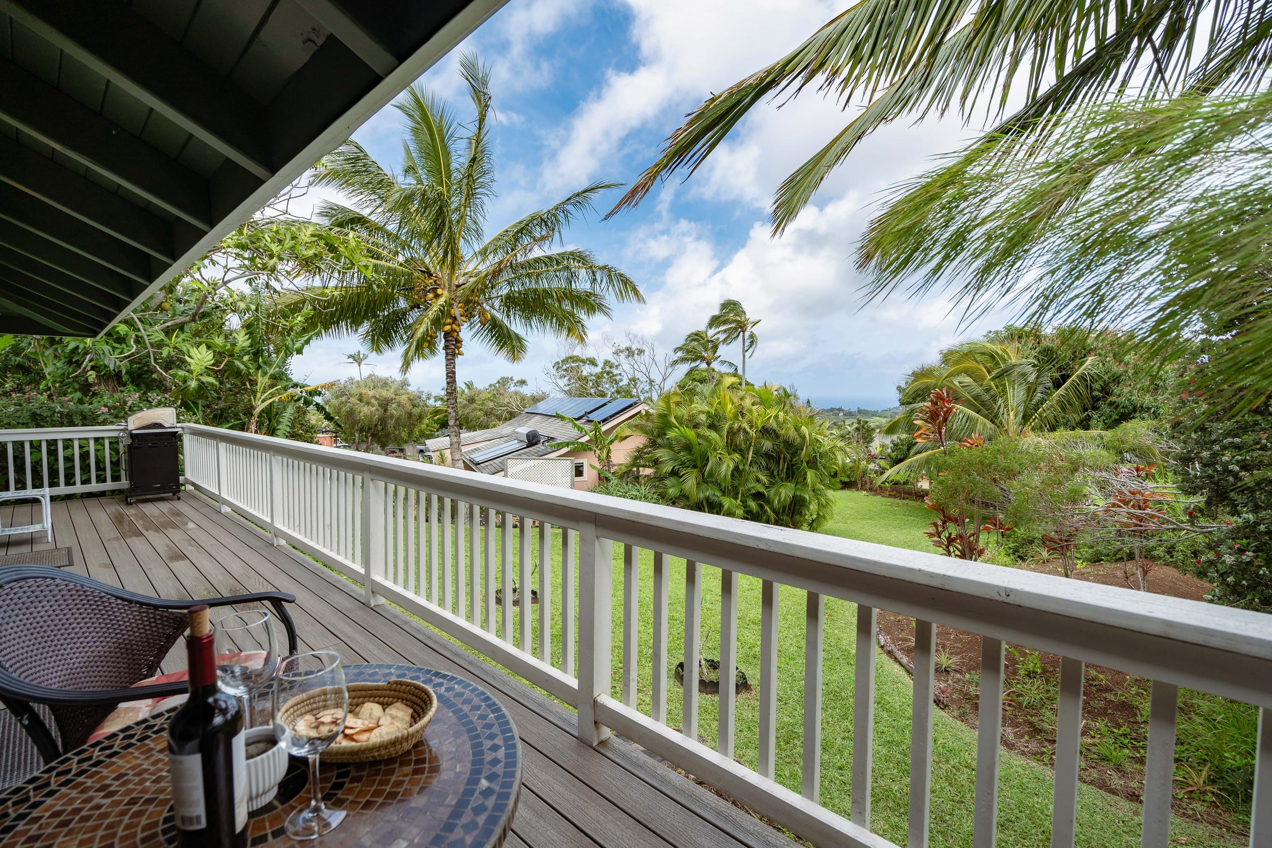 Maile Bungalow- County Licensed - Photo 27