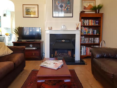 Top performing Airbnb: London, Heathrow, Windsor, Pinewood - Great Access in Slough
