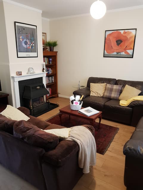 Excellent Access for London, Heathrow and Beyond.