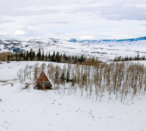Quiet A-Frame Cabin - Great Views - Hot Tub