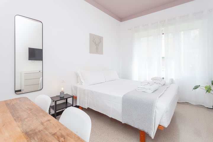 إطلالة كاملة على الغرفة المزدوجة، مشرقة ومرحبة