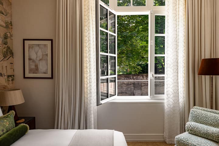 غرفة النوم 1