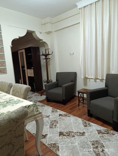 Top performing Airbnb: Begining of the Uzun Sokak, in Ortahisar