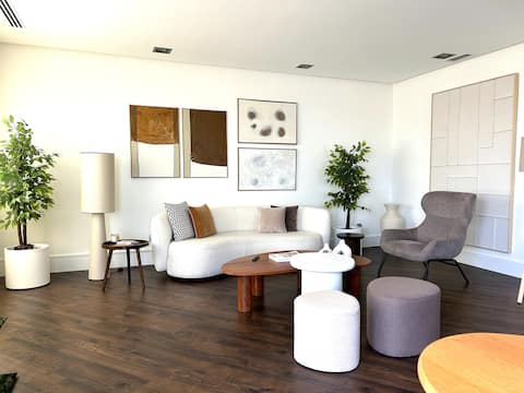 Anuncio de Airbnb popular: Exclusive Apartment Plaza de España en Moncloa Aravaca