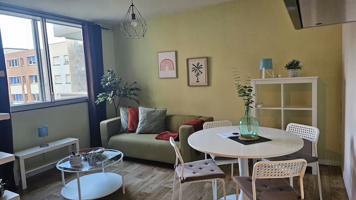 Studio Lumineux Port De Lille Avec Parking Privé - Lille