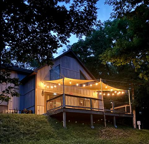 Hardy Lake House