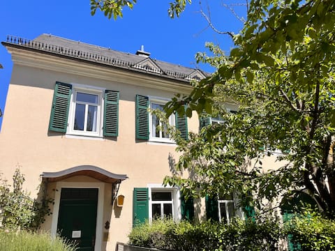 Successful Airbnb property: Studio Bachgeflüster: Time out in beautiful Rheingau in Rheingau Taunus Kreis